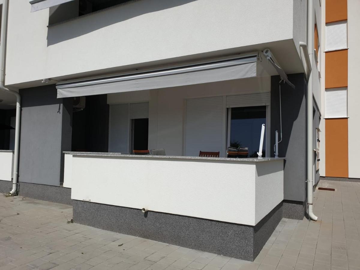 Apartman Dodo 1 Novalja Exterior foto